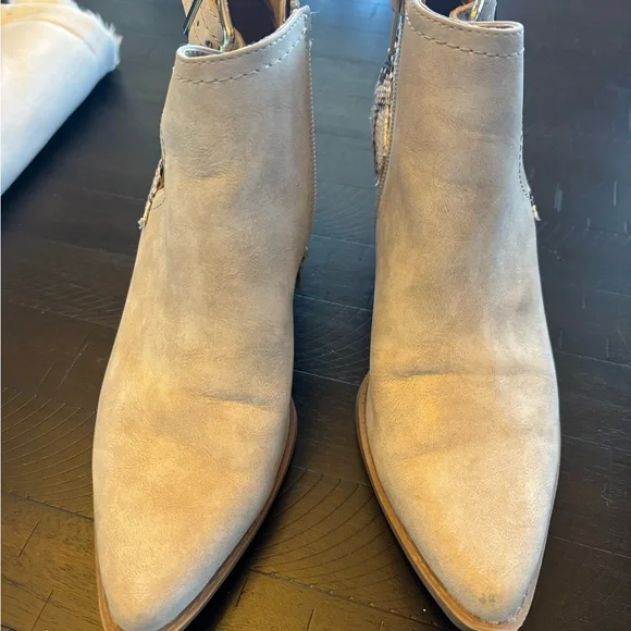 Women's Tan Ankle Boots - Picture 2 of 7